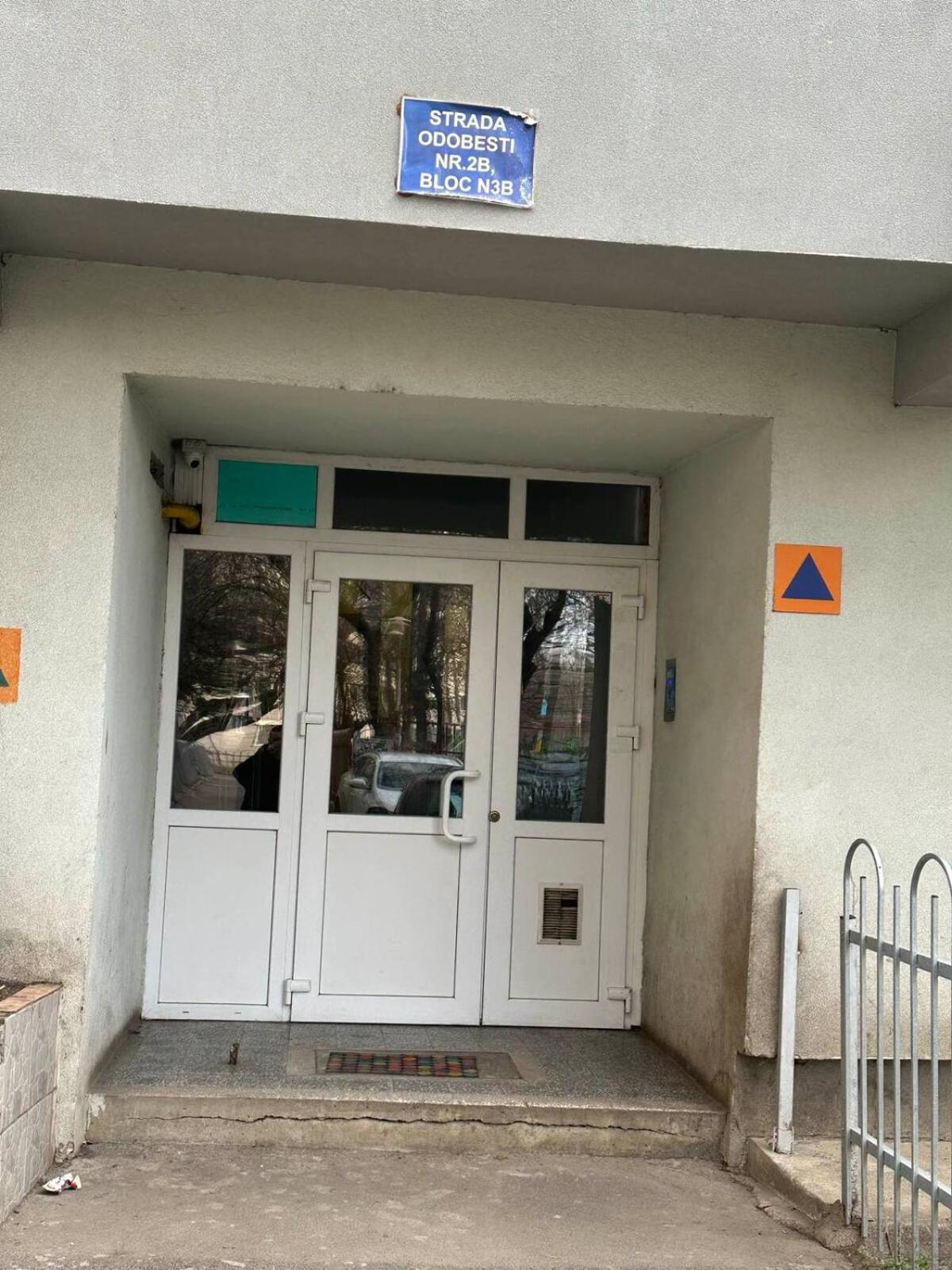 Host Tina Gazde/Camere de închiriat Bucureşti